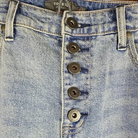 TORRID button fly jean - Picture 4 of 9